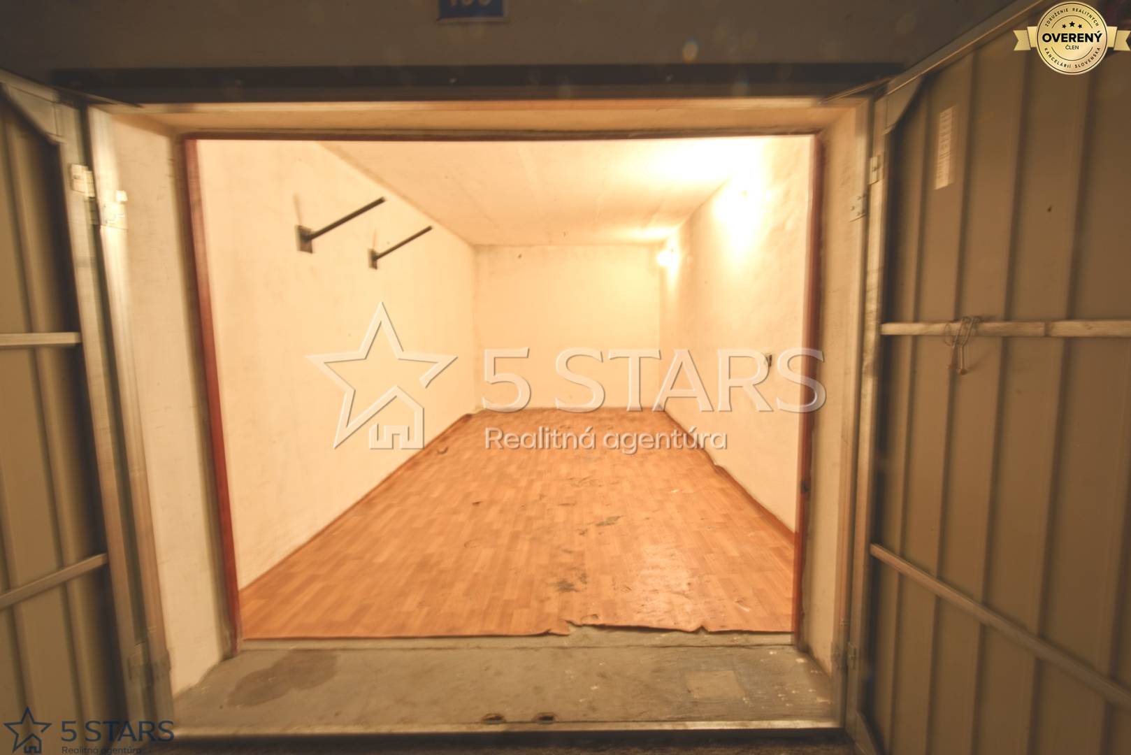 Sale Garage, Garage, Novomeského, Trenčín, Slovakia