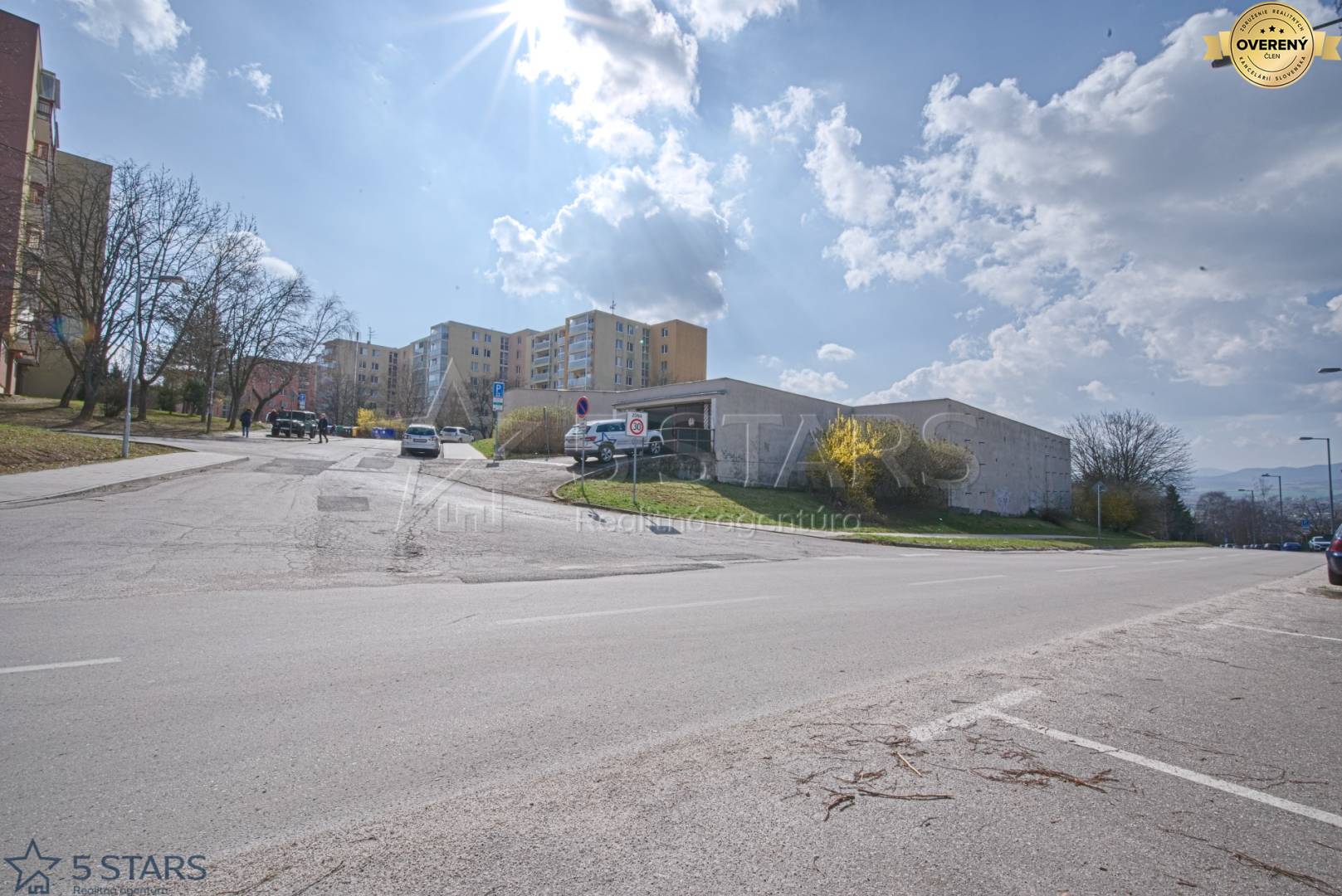 Sale Garage, Garage, Novomeského, Trenčín, Slovakia