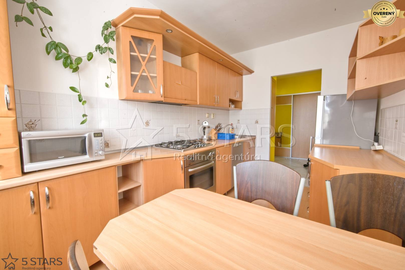 Rent Three bedroom apartment, Three bedroom apartment, Duklianskych hr