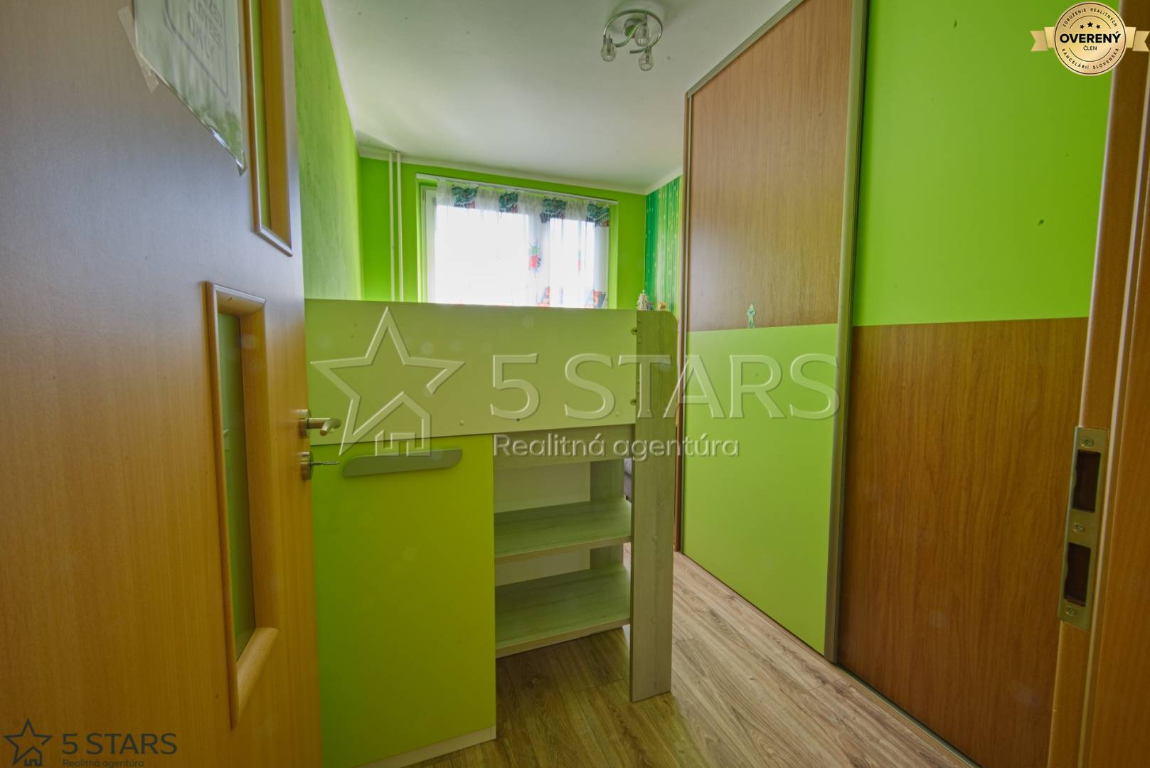 Rent Three bedroom apartment, Three bedroom apartment, Duklianskych hr