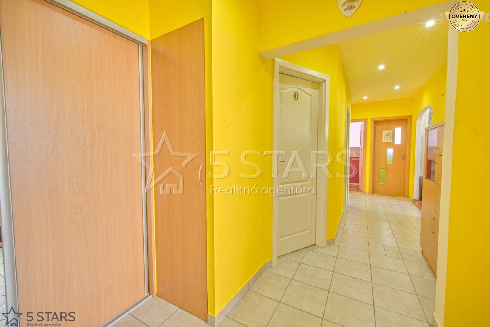 Rent Three bedroom apartment, Three bedroom apartment, Duklianskych hr